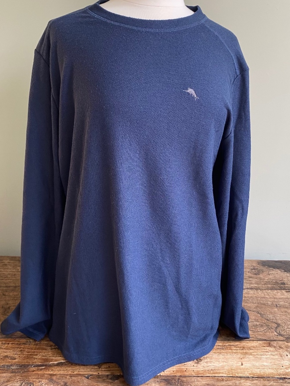 Tommy Bahama Men’s Textured Twill Long Sleeve Crew Neck Shirt - Size L